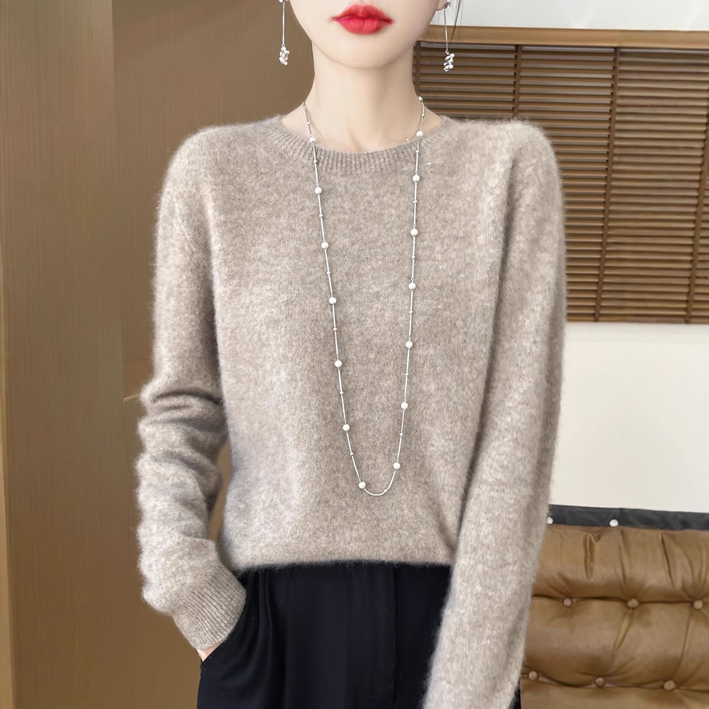 2026 Autumn and Winter New Versatile Simple Round-Neck 100% Pure Wool Sweater for Women, Warm and Skin-Friendly Knitted Base Sweater