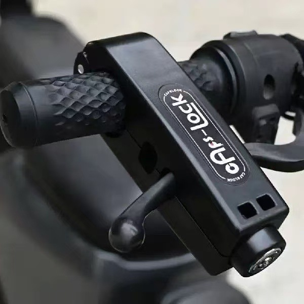 Cerradura universal de motocicleta Cerradura del acelerador Cerradura antirrobo Cerradura de cuerno Cerradura de freno de vehículo eléctrico Cerradura portátil de tres agujeros