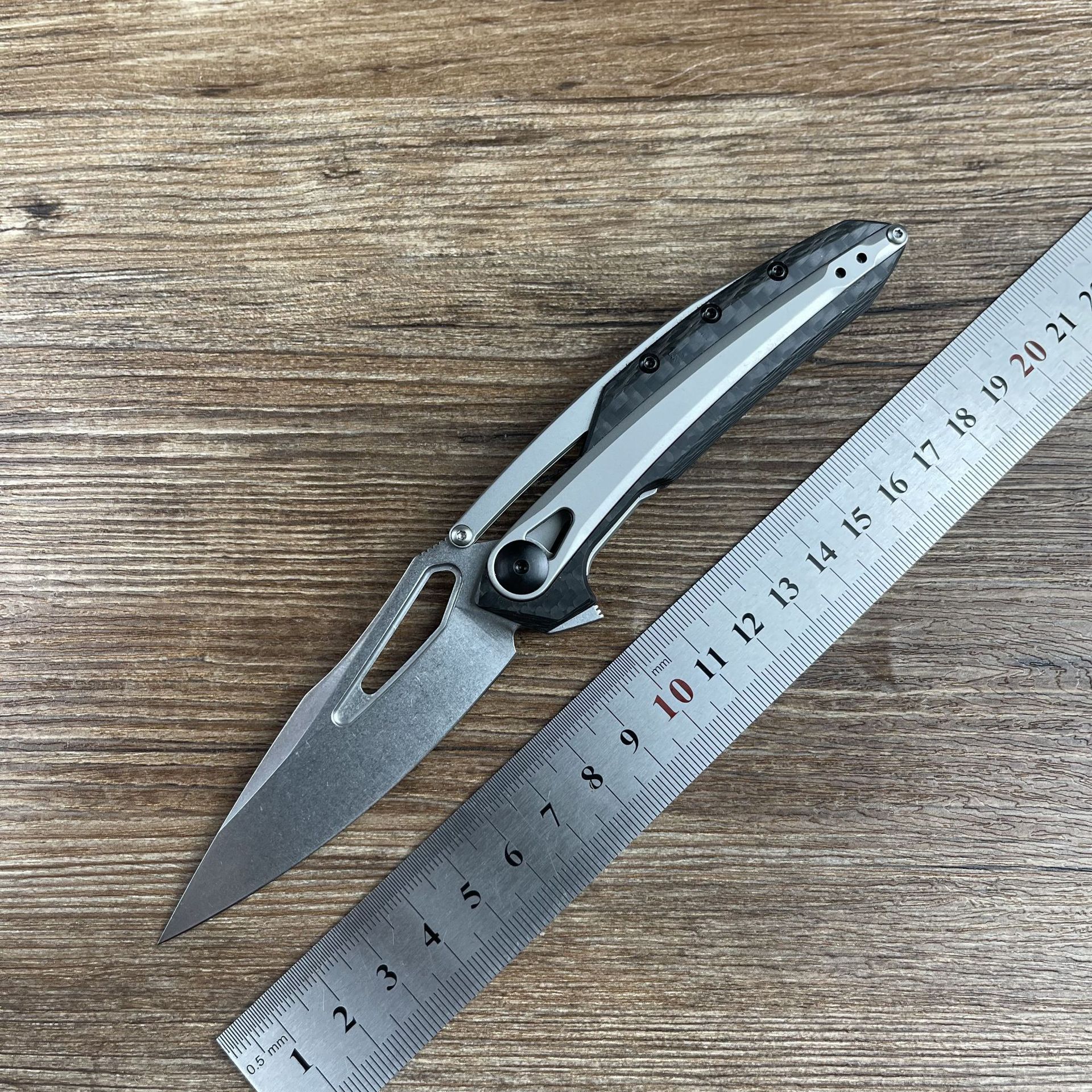 ZT0990碳纤手柄折叠刀户外高硬度 随身户外刀具CPM 20cv零误差