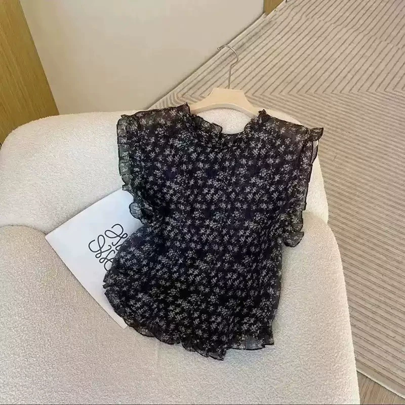 Женская блузка с цветочным принтом, рюшами и развевающимися рукавами, новый летний топ без рукавов во французском шикарном стиле, модная и красивая блузка.