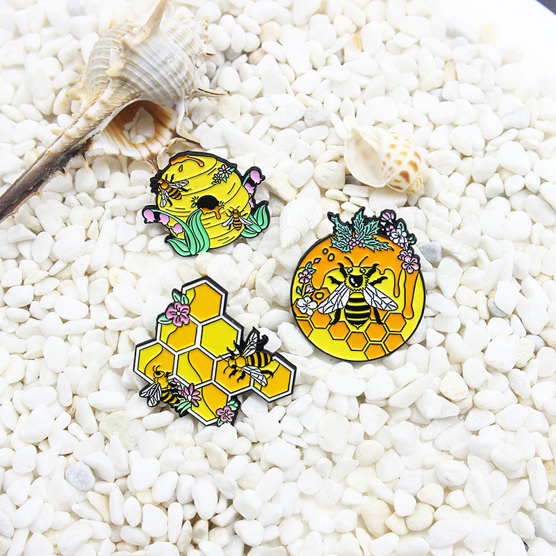 Retro Leaf Flower Bee Alloy Enamel Unisex Brooches display picture 3