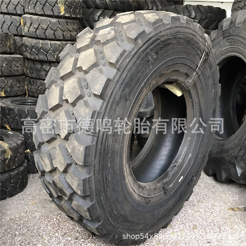 Triángulo camión de bomberos neumático todoterreno 365/80R 20 365/85R20 vacío neumático especial