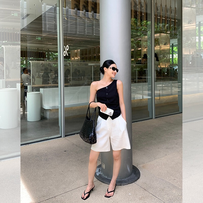 2026 Spring/Summer New 100% Linen Casual Pants Slimming Shorts Straight-Leg Suit Shorts Versatile Mid-Length Pants for Women