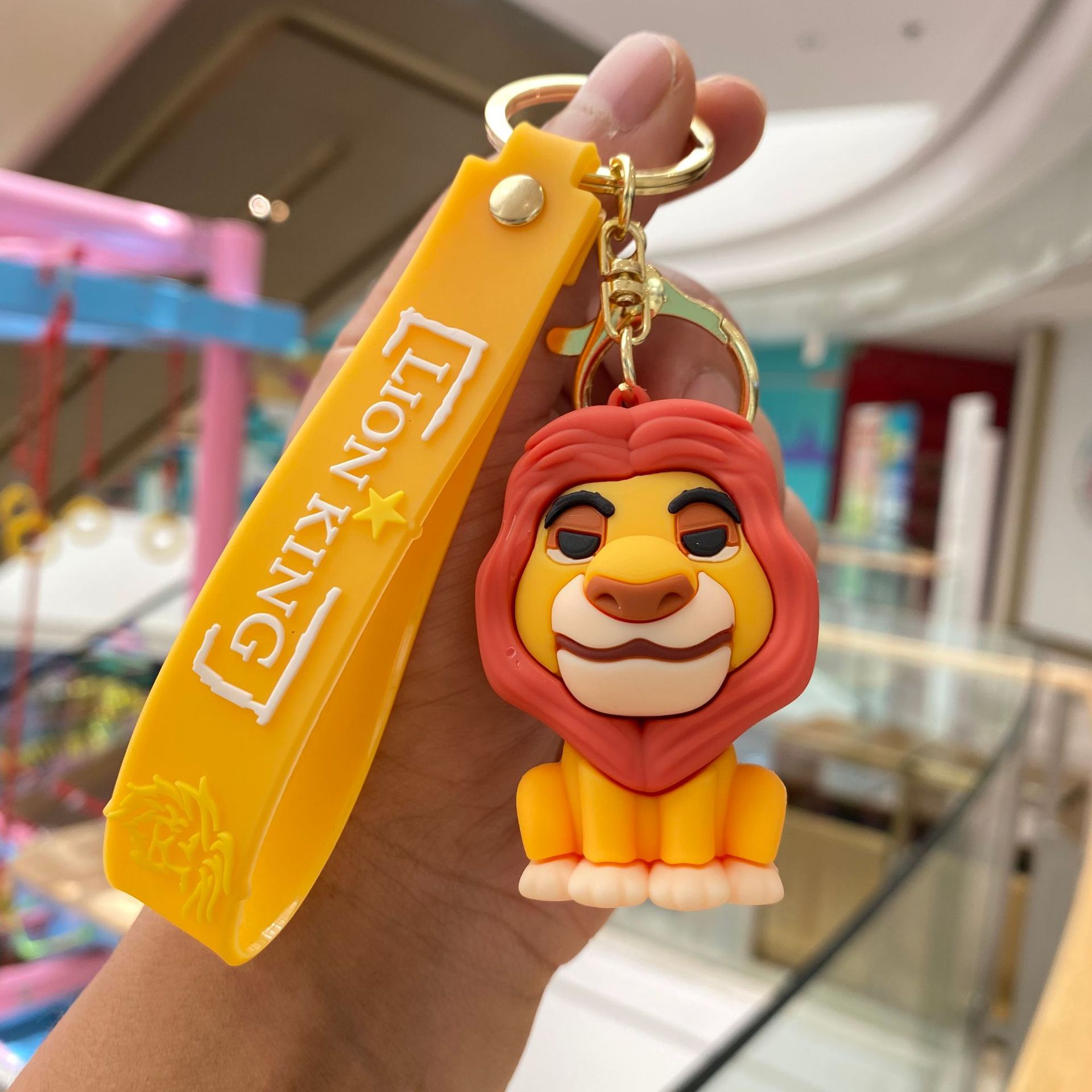 Creativo de dibujos animados lindo Simba Rey León llavero muñeca captura bebé máquina colgante bolsa accesorios pequeño regalo al por mayor