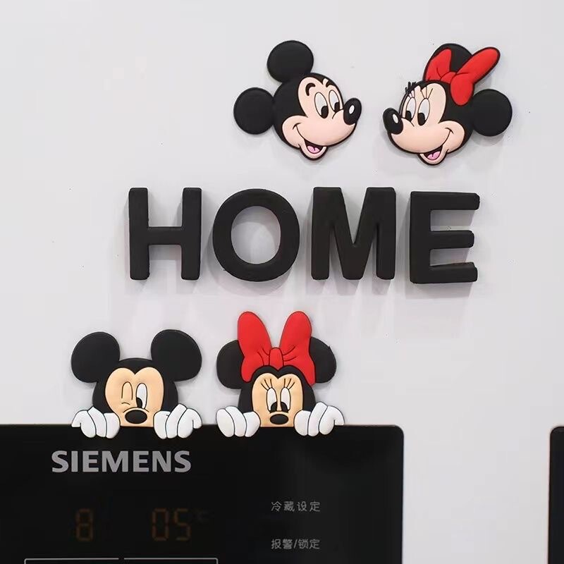 クリエイティブマグネット文字homeアニメ冷蔵庫は幸せな家族を貼り付けています。|undefined