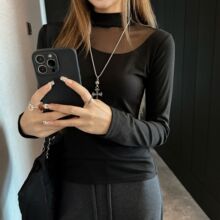 工厂早秋半高领拼接网纱打底衫女设计感纯欲内搭上衣辣妹性感t恤