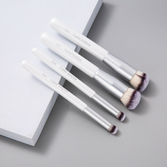 Influencer-recommended round-head 270 concealer brush—no streaks, 170 foundation brush that doesn’t pick up powder—perfect for beginners with soft bristles.