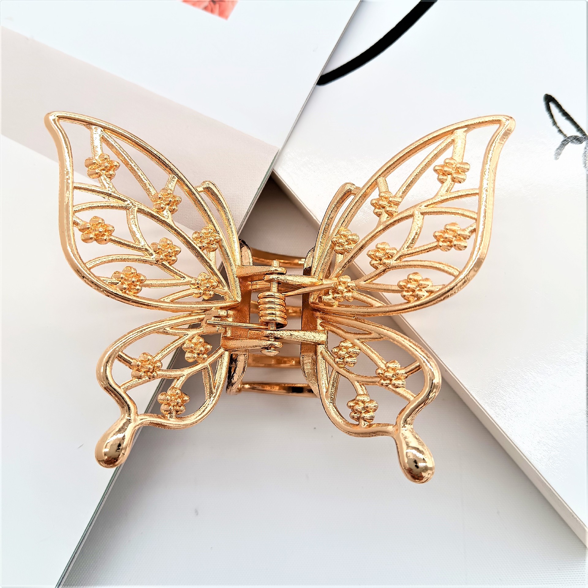 55g Weight Hair Claws Hair Accessories Type 1 Piece Quantity Holiday, Daily Occasion Alloy Material Solid Color Pattern Women's Gender Plating Design Simple Style, Classic Style Style Women's Simple Style Classic Style Solid Color Alloy Plating Hair Claws 5
