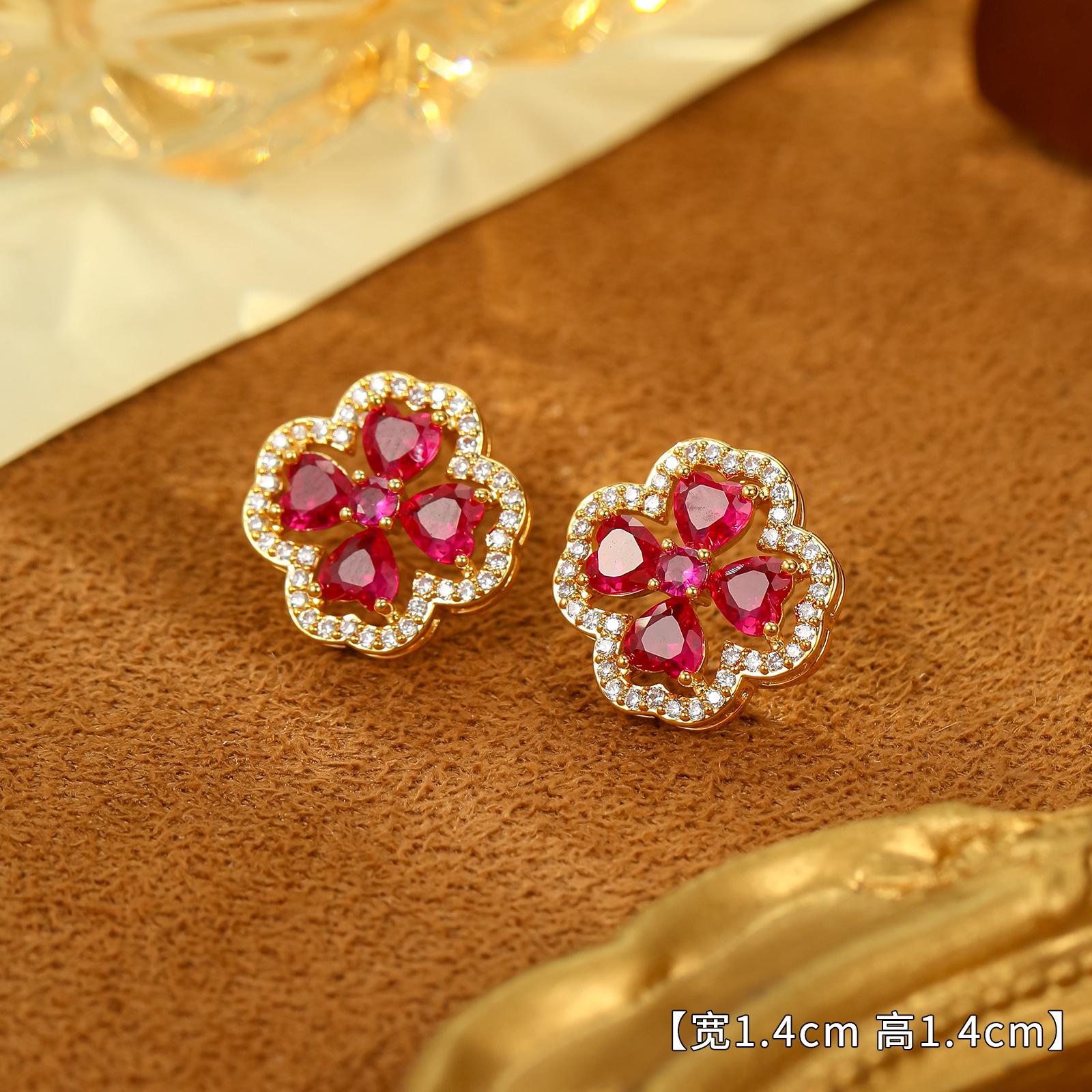 Explosiones transfronterizas lujosas de cuatro hojas color zircon conjunto de joyería de alta sensación única retro simple exquisita versátil