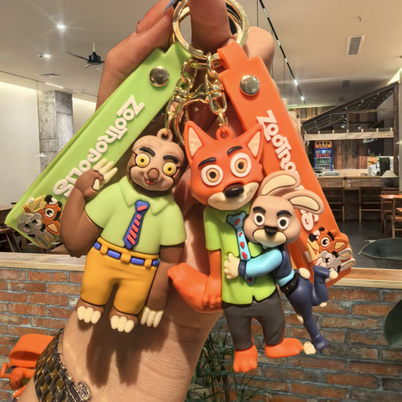 New Zootopia Keychain Cute Judy Car Keychain Men's and Women's Bags Couple Small Pendants Wholesale