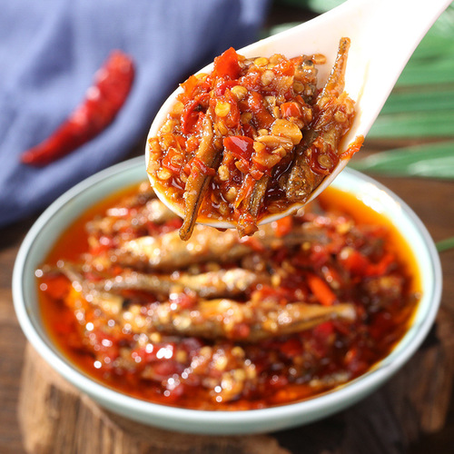 Xiaoxianghao Chopped Pepper Small Fish Chowder Spicy Hunan Specialty Ready-to-Eat Small Fish Dried Hairy Fish Bibimbap Sauce Wholesale