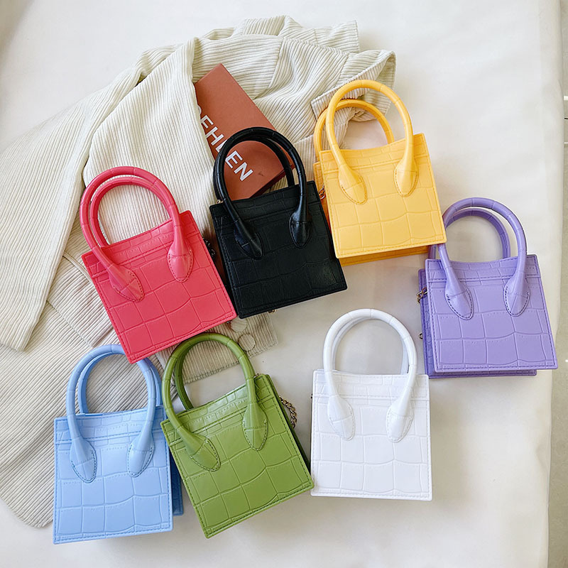 2025 Cross-border new popular smiling face bag, small square bag, fashionable and versatile chain hand bag, shoulder and crossbody jelly women's bag full figure