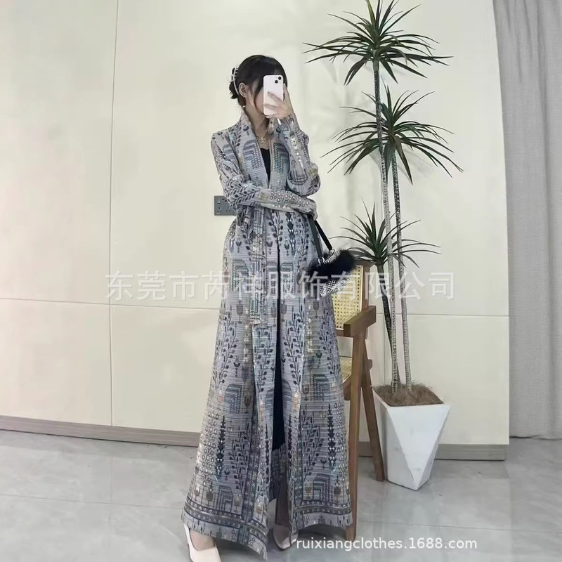 Issey Miyake Pleated Cross-Border Foreign Trade Hot-Selling Abaya Trench Coat Commuter Jacket Printed Long Robe
