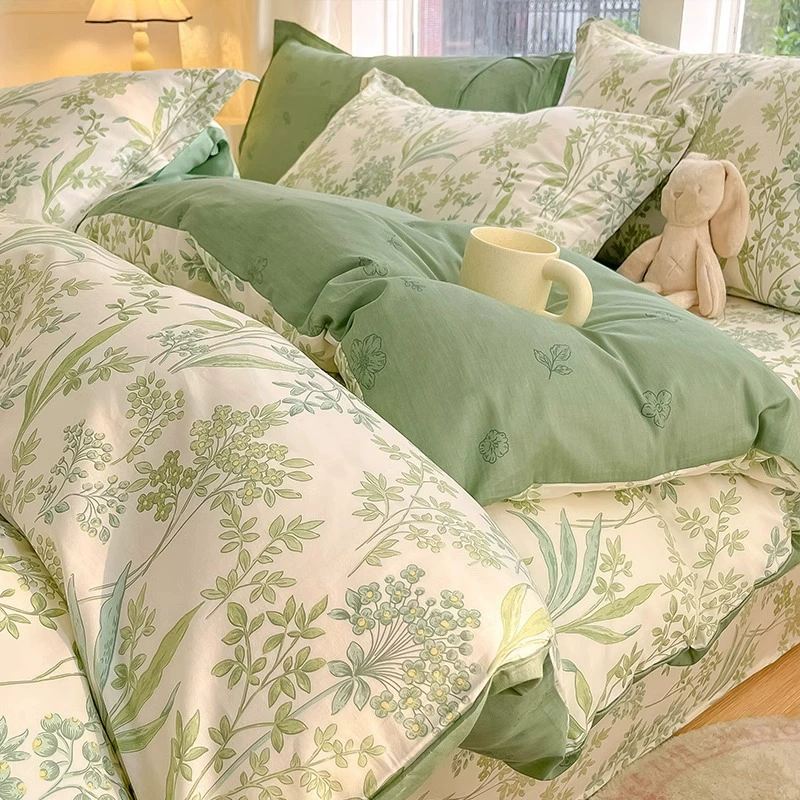 Свежий хлопчатобумажный постель набор из четырех частей 100 хлопчатобумажный 2025 новый стеганое одеяло постельное белье 4 года