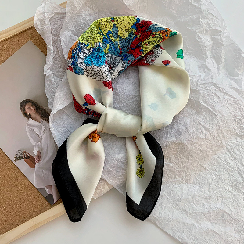 Bufanda de seda, bufanda cuadrada pequeña, sensación premium, nuevo estilo coreano, chal de seda de imitación dulce y fresco, bolso de flores, pañuelo en la cabeza, cinturón para el cabello