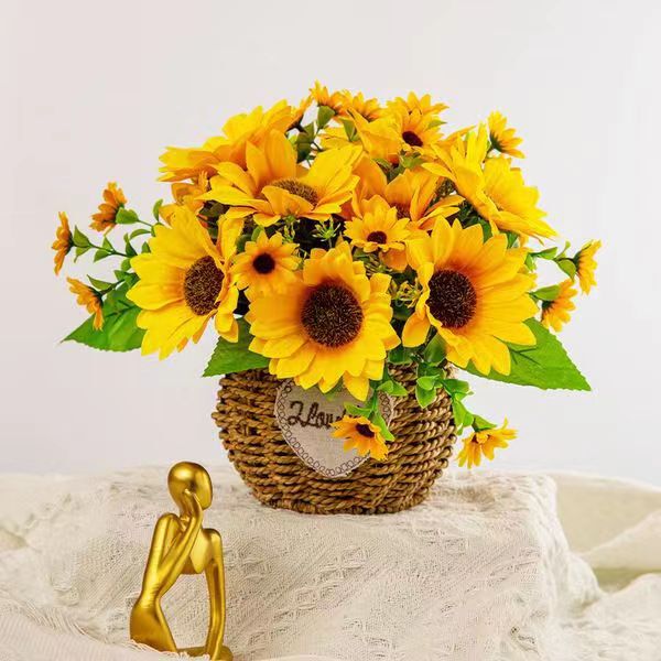 Large and Small Sunflowers Simulated Sunflowers Fake Flower Decorations Living Room Floral Decorations Home Decoration Plastic Bouquets Silk Flowers
