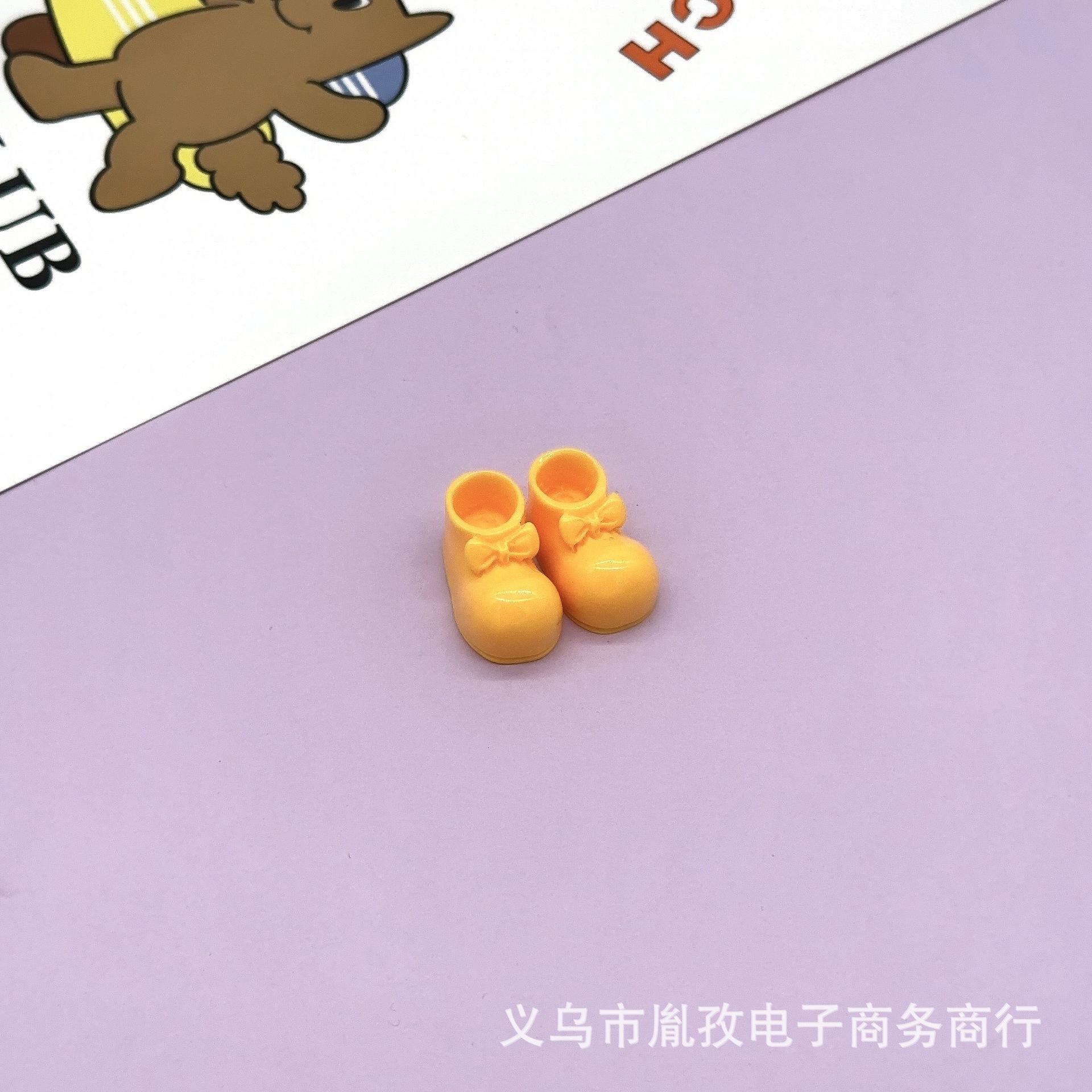 Resina coreana zapatos de arco DIY zapatos pequeños accesorios de juguetes de pelo caja de teléfono celular pegatinas de refrigerador pegatinas manuales