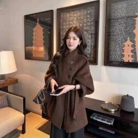 女式毛呢外套;其他短外套;小西装