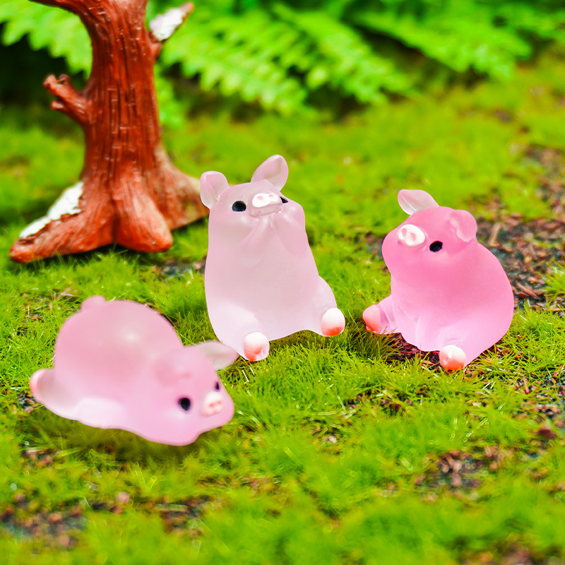 Accesorios de resina Adornos de micro paisaje Comercio electrónico Hecho a mano Diy Accesorios luminosos Papelería Regalos Luminoso Cerdito