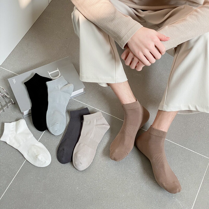Versatile Socks, Short Socks, Men's Boat Socks, Black and White Solid Color, Autumn and Winter Thickened Towel Socks, Pure Cotton Breathable Couple Sports Socks Versatile Socks, Short Socks, Men's Boat Socks, Black and White Solid Color, Autumn and Winter Thickened Towel Socks, Pure Cotton Breathable Couple Sports Socks