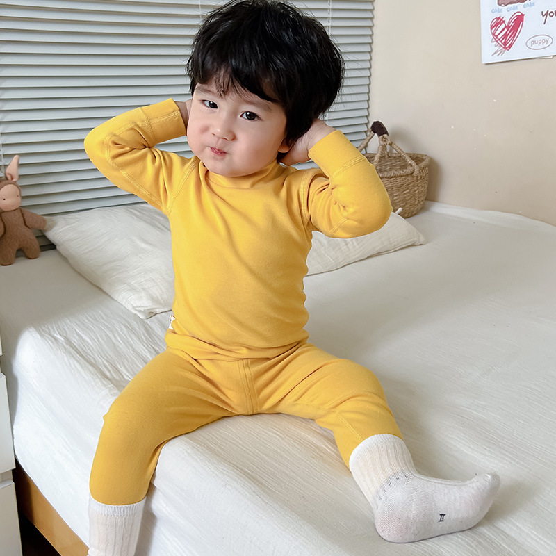 레몬 옐로우 - 스레드 슬리브 하프 터틀넥 슈트