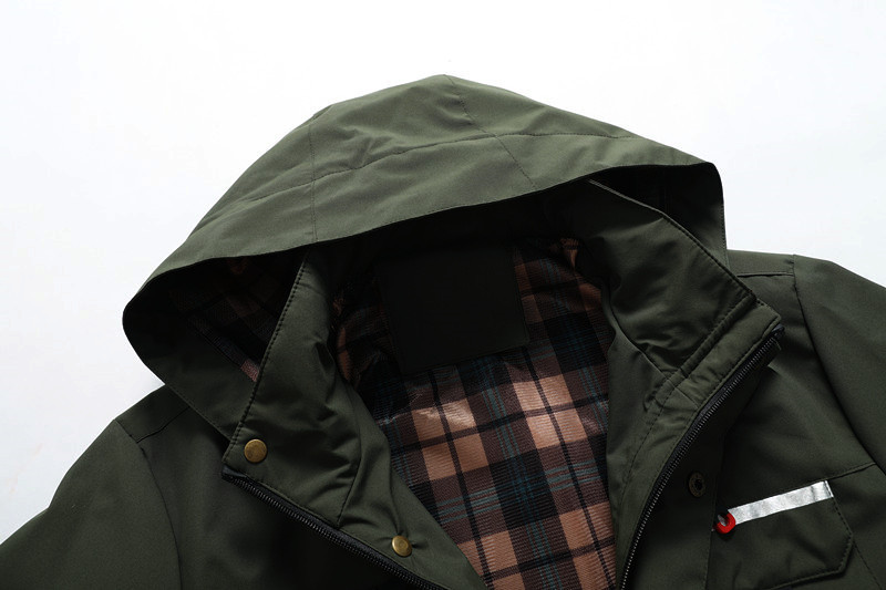 Giacca a vento con cappuccio uomo leggera impermeabile da trekking_voghion.com