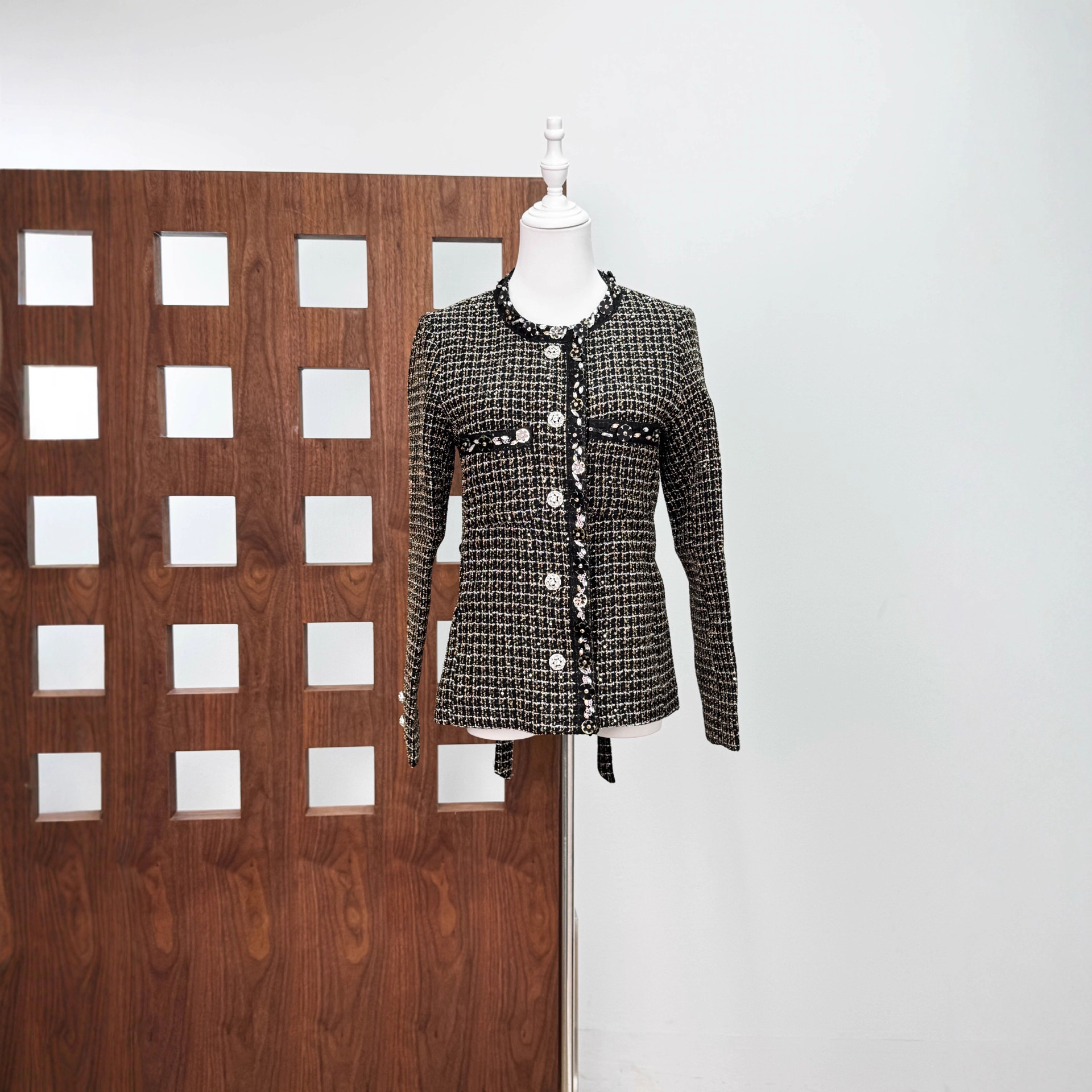 Tweed Style Jacket for Women 2025 French Ladylike Elegant High-End Short Tweed Top for Small People in Autumn and Winter