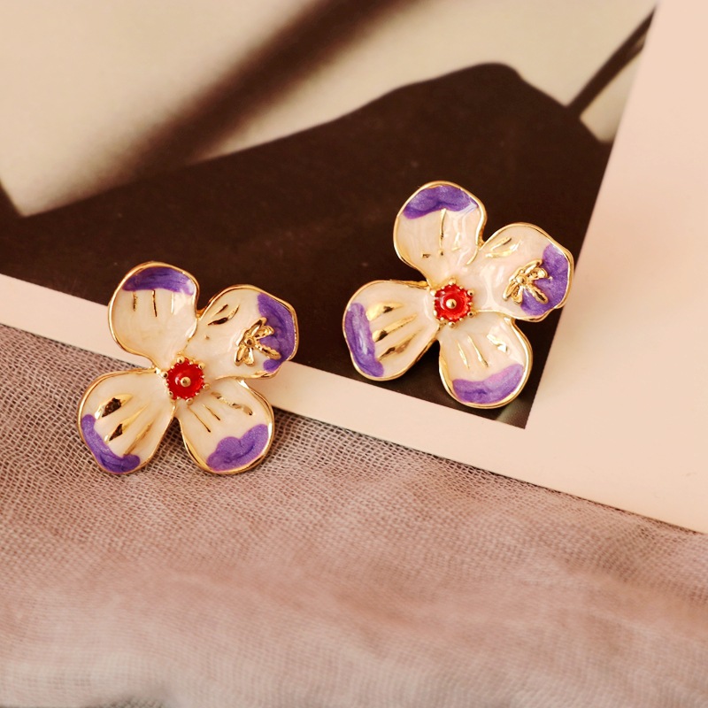 New Four-petal Flower Purple Glaze Earrings display picture 2