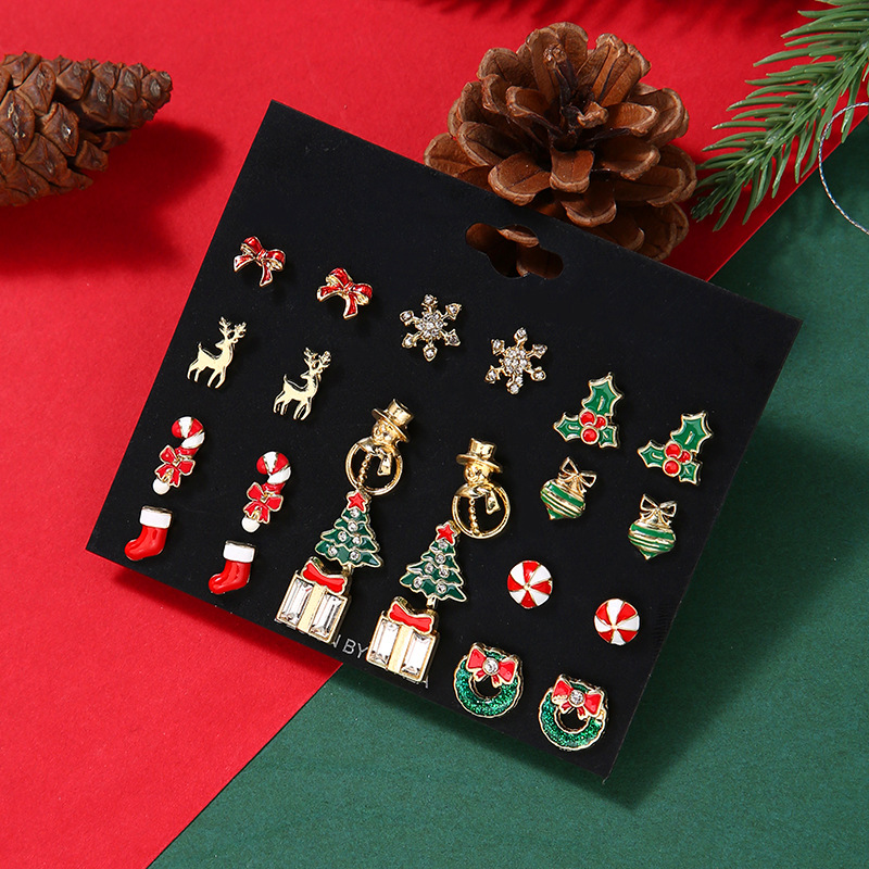 Cute Christmas Tree Christmas Socks Snowflake Alloy Enamel Plating Inlay Rhinestones Ear Studs 1 Set display picture 2