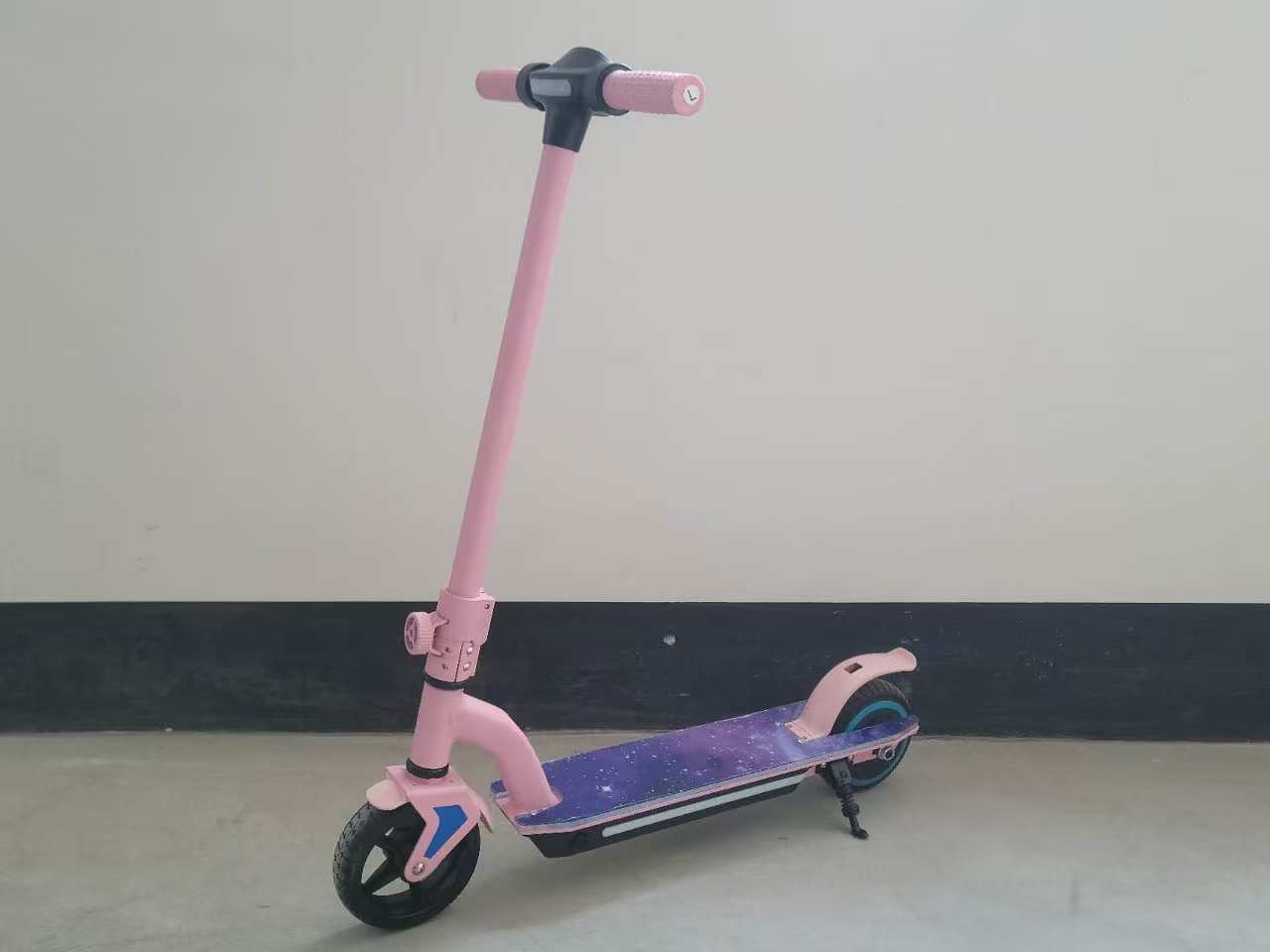 6inch Children's Lithium Battery Folding Electric Scooter with LED Display