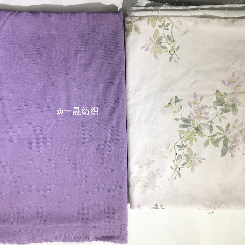 보라색 모조 꽃 자카드 직물