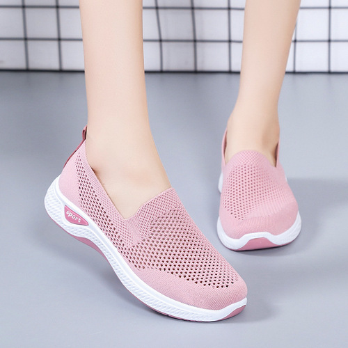 Sports shoes for women in the summer, lightweight slip-on slip-ons for women, fly-woven soft-soled casual shoes for women, hollow breathable mesh shoes