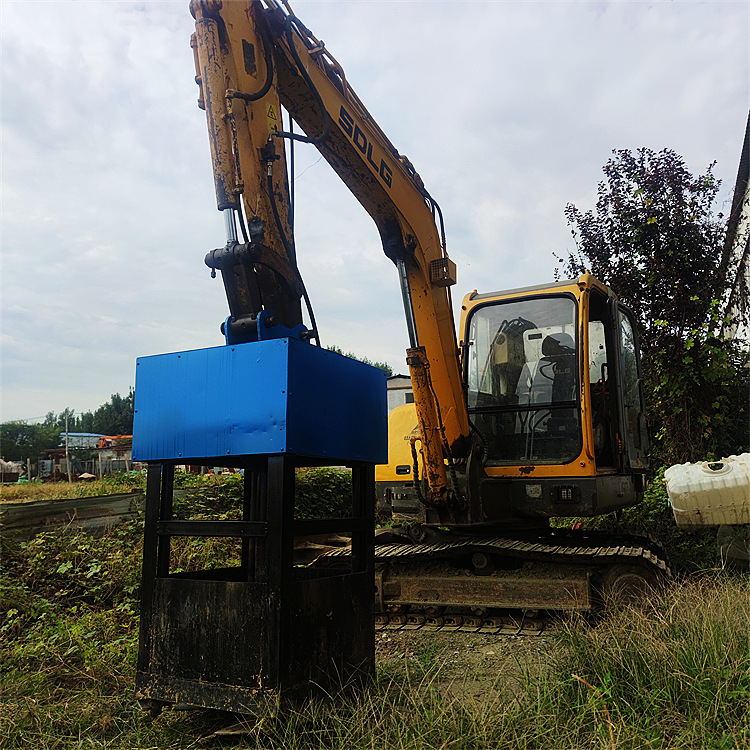 成德 旋钻 电线杆建筑工程方孔桩钻孔机 挖掘机改装