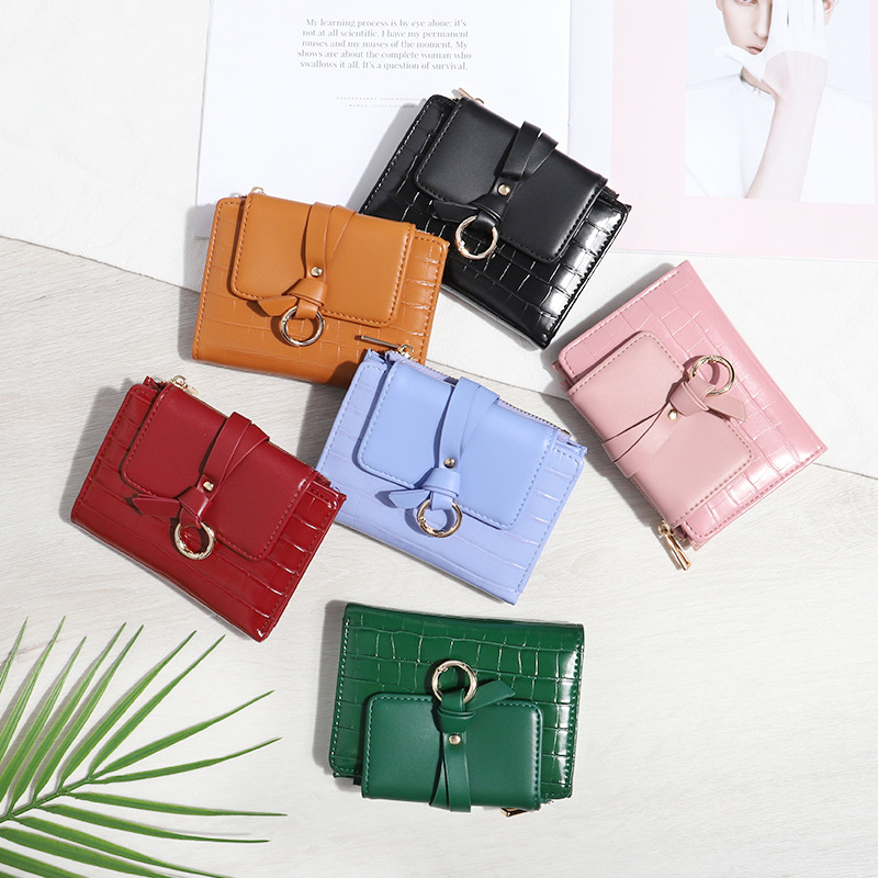 Cartera pequeña para niñas, estilo corto, versión coreana, dibujos animados bonitos, monedero compacto mini triple, tarjetero para estudiantes, tendencia transfronteriza.