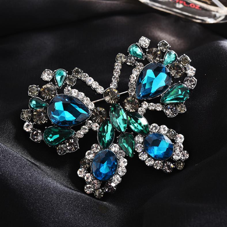 Elegant Pin Mouth Lips Flower Alloy Zircon Women's Silk Scarf Scarf Ring Corsage display picture 19