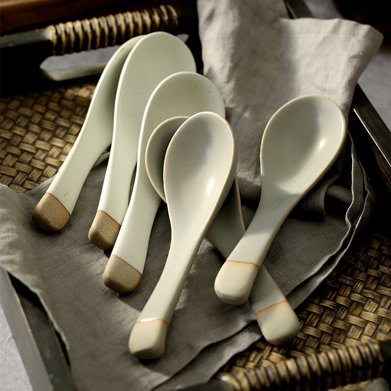 Japanese creative ceramic retro spoon