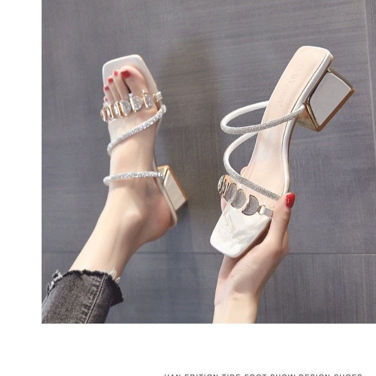 2026 verano nuevo diamante zapatillas de tacón medio zapatillas de tacones altos de moda zapatillas de tacones gruesos mujeres