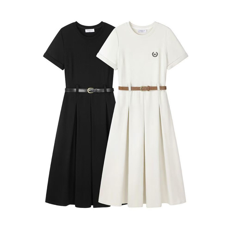 High-End Waist-Cinching Dress for Women, 2025 New Summer Fashion, Age-Reducing, Slimming, Ultra-Long Skirt High-End Waist-Cinching Dress for Women, 2025 New Summer Fashion, Age-Reducing, Slimming, Ultra-Long Skirt