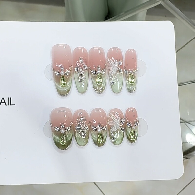 Nai Zi Handmade Wearable Nails for Spring and Summer, High-end, Brightening, Greenish, Ins-style, Pure and Alluring, Cat-eye, 3D Butterfly Manicure Nai Zi Handmade Wearable Nails for Spring and Summer, High-end, Brightening, Greenish, Ins-style, Pure and Alluring, Cat-eye, 3D Butterfly Manicure