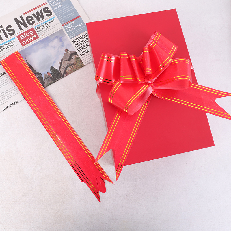 Caja de regalo de flores de arco al por mayor, embalaje y decoración, mango de flores, cinturón de flores, automóvil de boda, flores