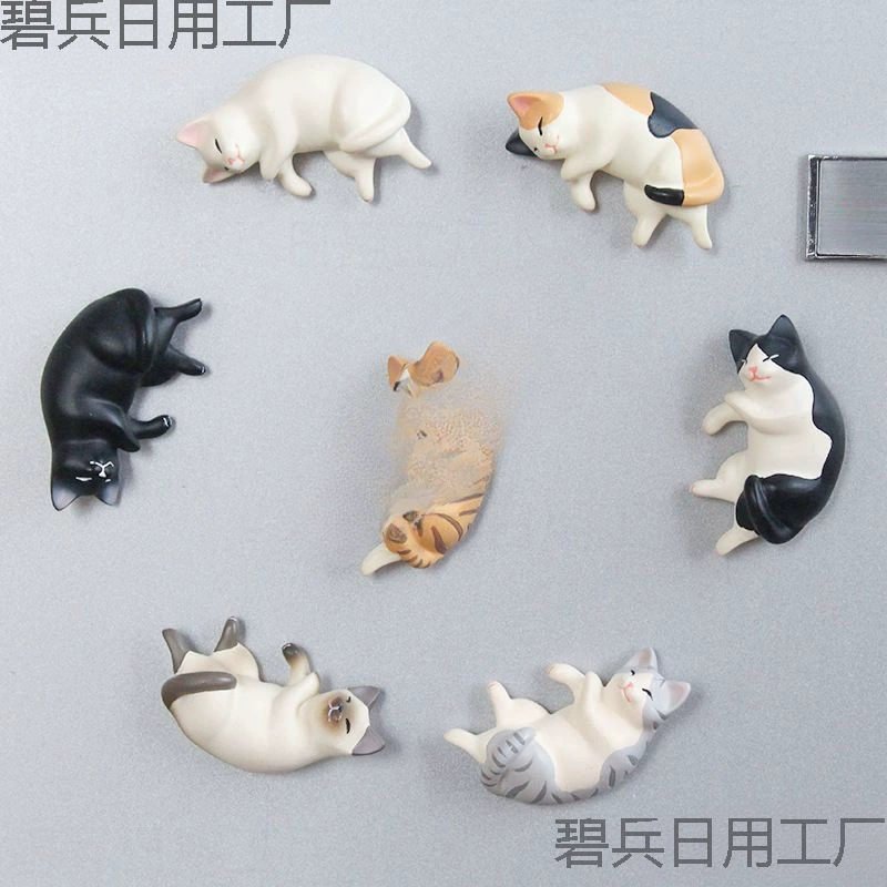 Милые липкие магниты на холодильник, креативные модные забавные маленькие подарочные наклейки с магнитами в японском стиле, необычный кот