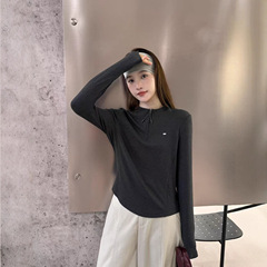2025秋款伊歌莉半拉链卫衣女秋款显瘦上衣打底小立领小衫YGL7296