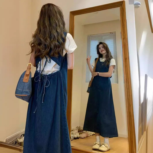 Retro sleeveless V-neck denim dress with lace-up back, long skirt, white short-sleeve T-shirt set for women