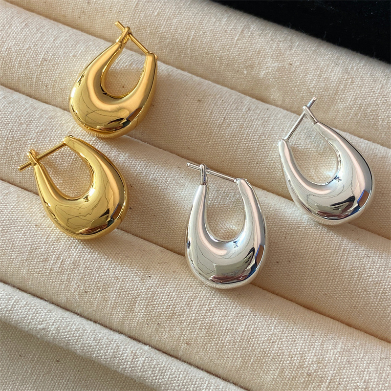 European and American Cross-Border Fever Smooth Teardrop-Shaped Pendant Earrings for Women, Minimalist Commuter Style, Smooth Metal Ear Clips