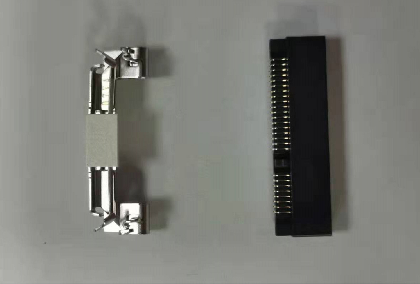 大量現貨FOXCONN MINI PCIE LATCH支架 5.2H  AS0B226-S52K-7H