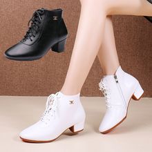 新款中帮春秋款摩登舞广场舞交谊舞室外软底胶底水兵舞鞋