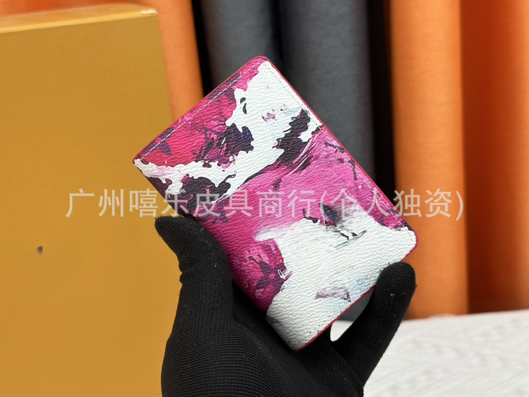 外贸货源跨境旅行护照夹钱包卡包印花短款对折薄款商务皮夹钱包