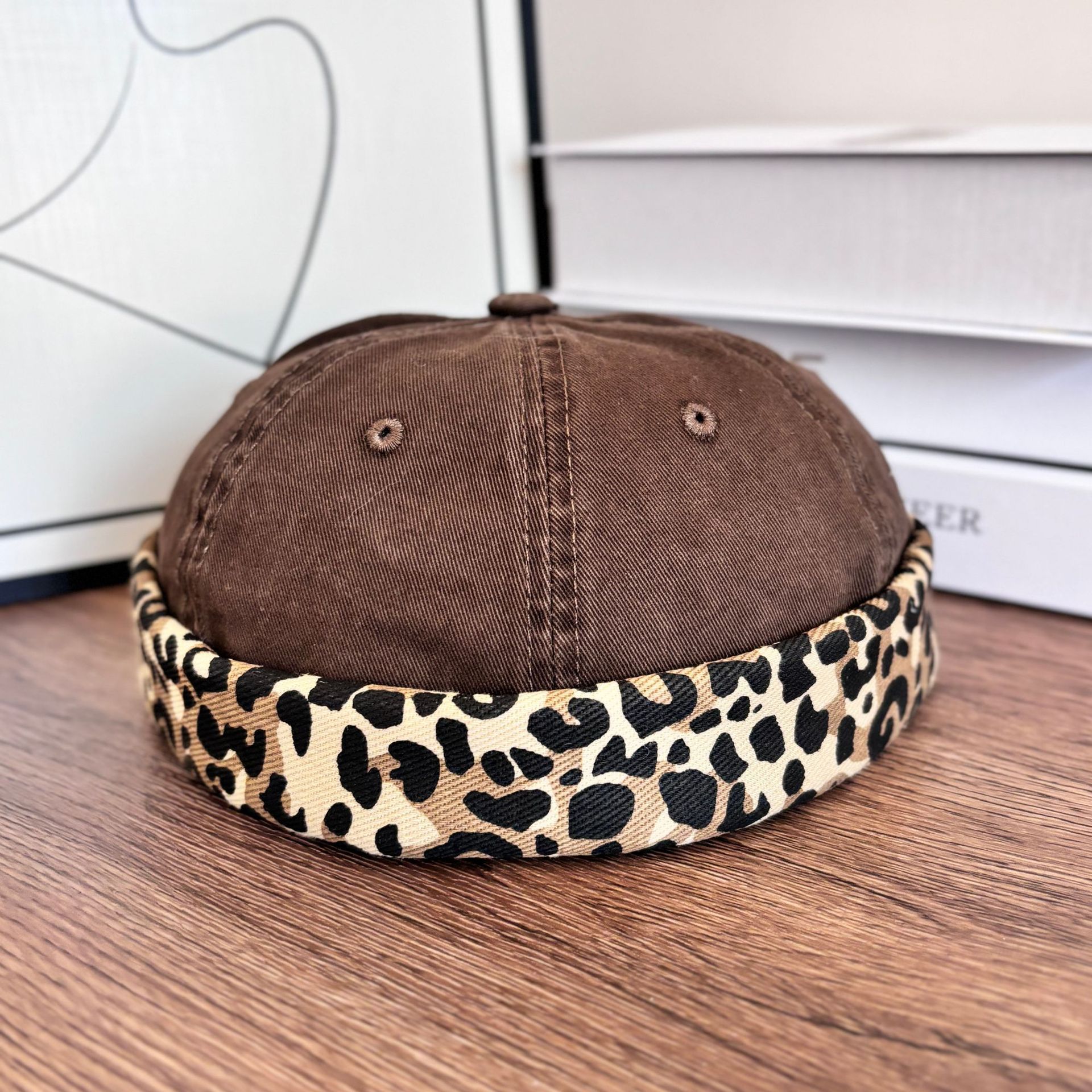 Leopard print landlord hat-brown