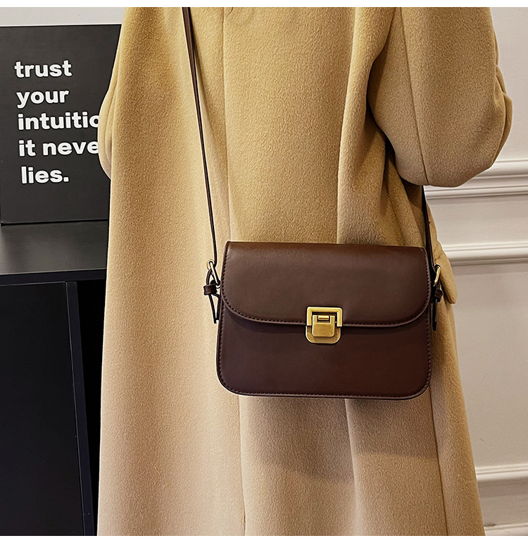 Solid color underarm 2023 new trendy versatile shoulder high-end and fashionable crossbody women's bag, small square bag_voghion.com