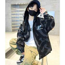 男童春季外套2024新款洋气迷彩中大童儿童洋气外穿连帽冲锋衣